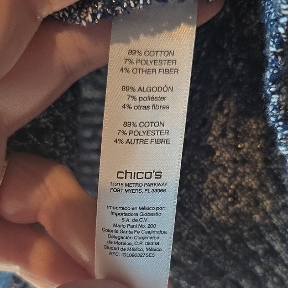 Chico's Navy And White Crew Neck Sweater Metallic Gold Thread Size 3 Or XL - Picture 4 of 8